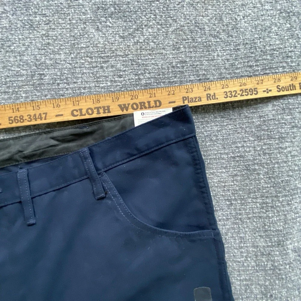Wrangler Workwear Cargo Pants Mens 44x30 Blue Utility Workwear Industrial Rugged